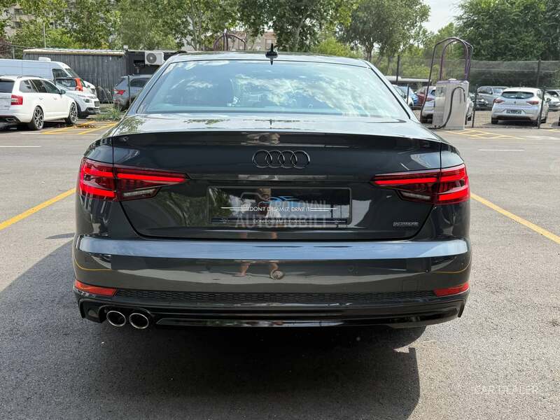 Audi A4 4x4/sline/mtrx/virt
