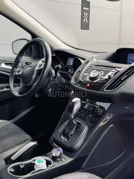 Ford Kuga TDCI TITANIUM