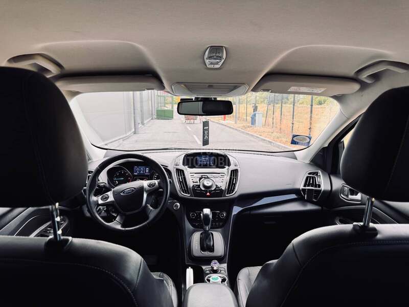 Ford Kuga TDCI TITANIUM
