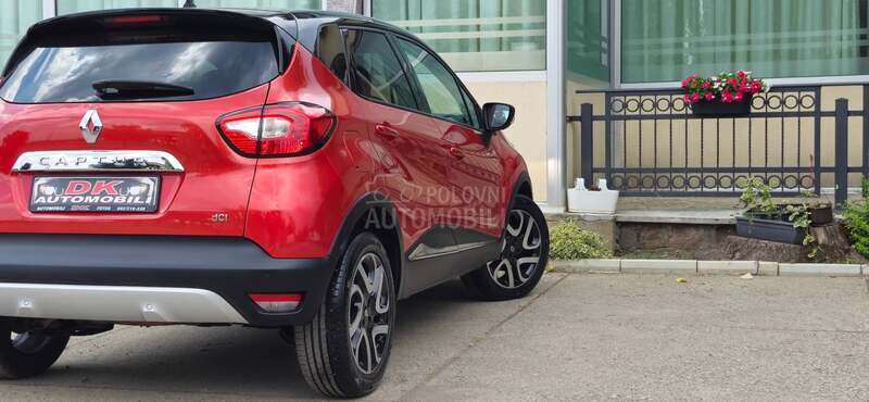 Renault Captur R.E.Z.E.R.V.I.S.A.N