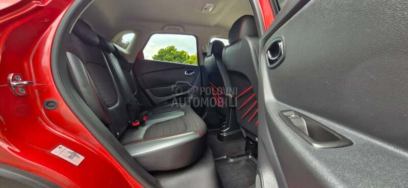 Renault Captur R.E.Z.E.R.V.I.S.A.N