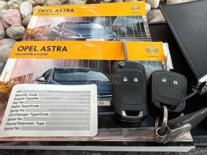Opel Astra J 1.4 16v ENJOY