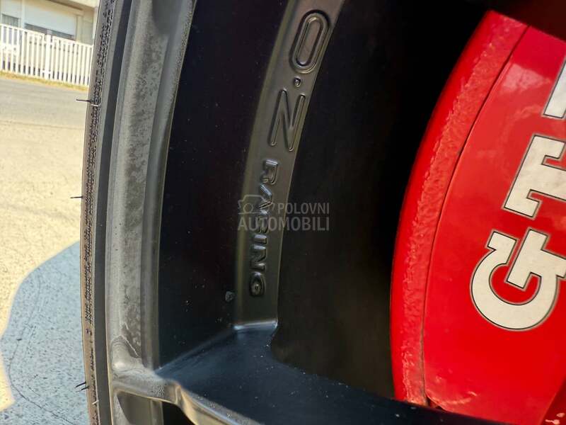 Volkswagen Golf 7 GTI