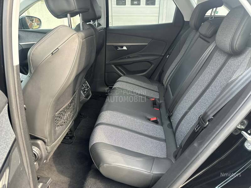 Peugeot 3008 1.5hdi ALLURE NAV
