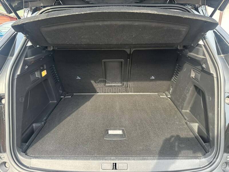 Peugeot 3008 1.5hdi ALLURE NAV