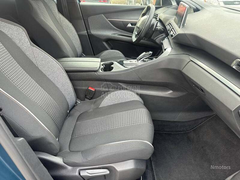 Peugeot 3008 1.5hdi NAV/KAM a/m