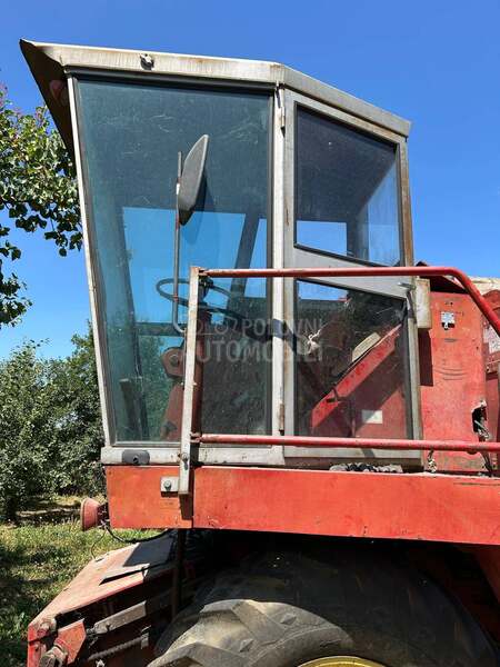 Massey Ferguson 520