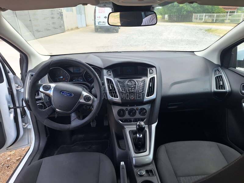 Ford Focus 1