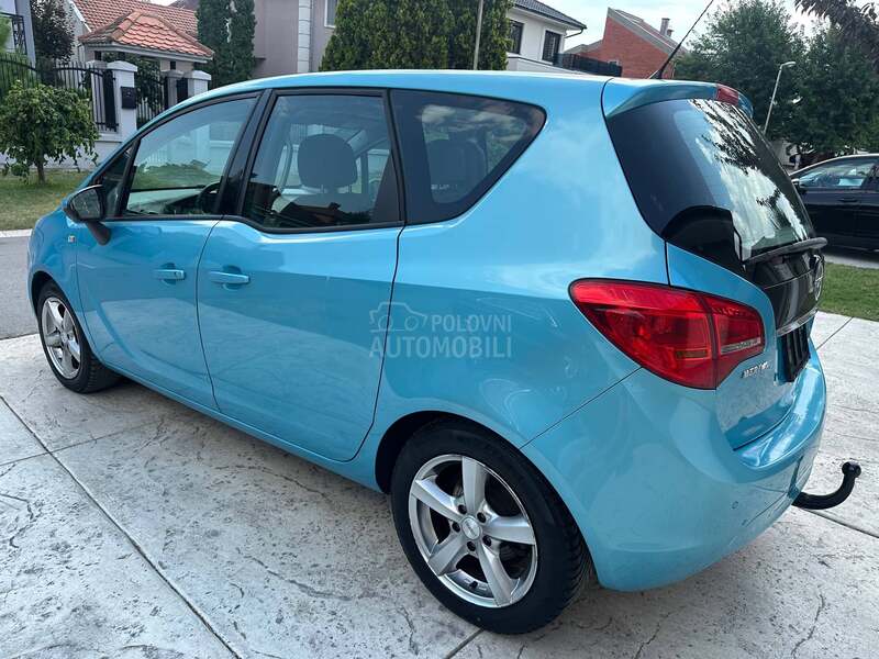 Opel Meriva 1,4 16V P.A.N.O