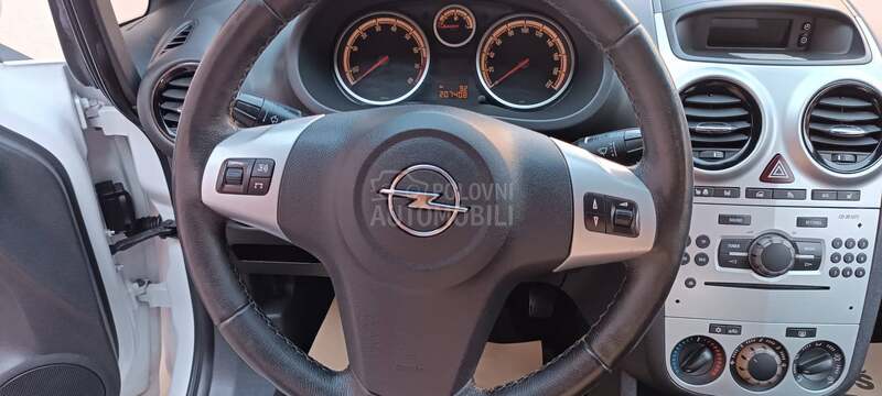 Opel Corsa D 1.2 active