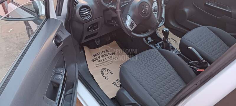 Opel Corsa D 1.2 active