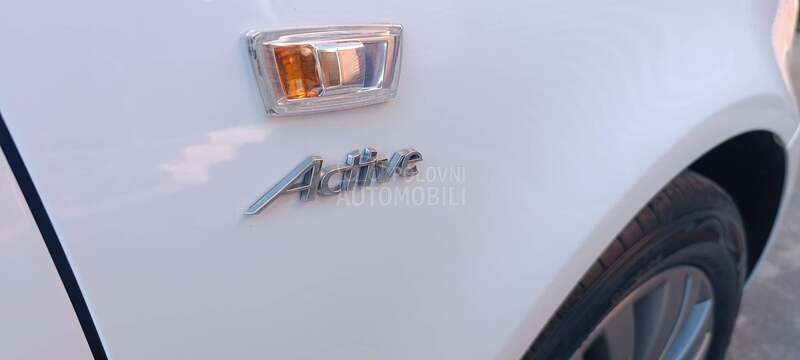Opel Corsa D 1.2 active
