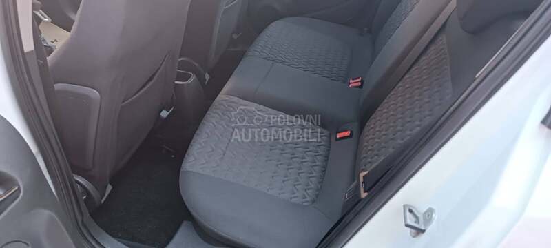 Opel Corsa D 1.2 active