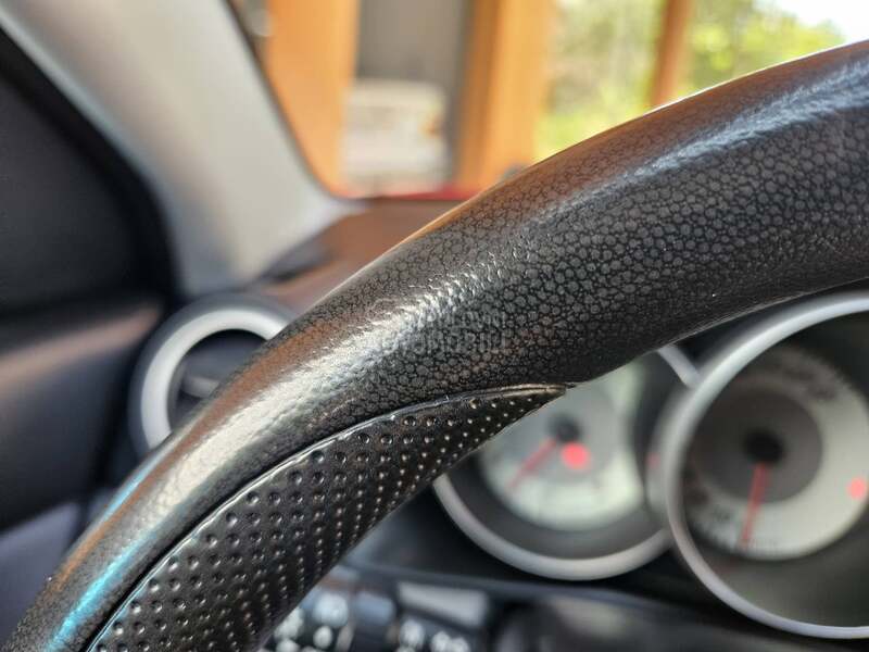 Mazda 3 1.6ben ALU TOOP