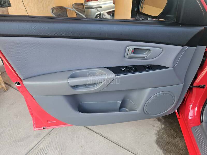 Mazda 3 1.6ben ALU TOOP