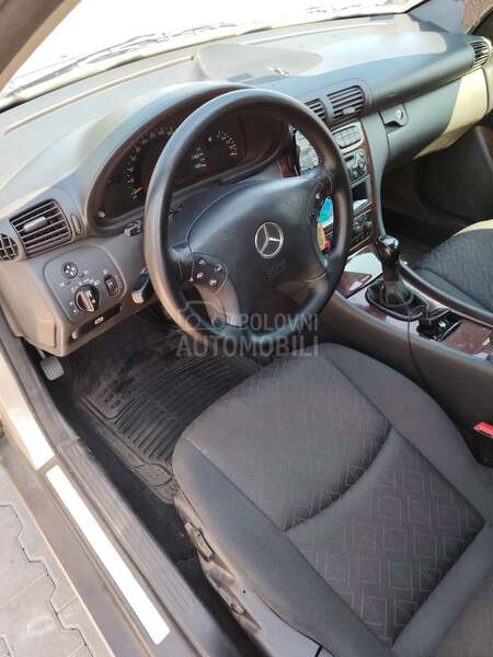 Mercedes Benz C 200 Auto put k.m.