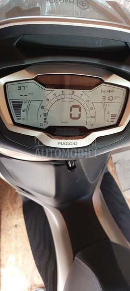 Piaggio Beverly 300hp