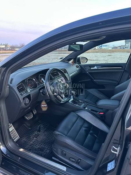 Volkswagen Golf 7 