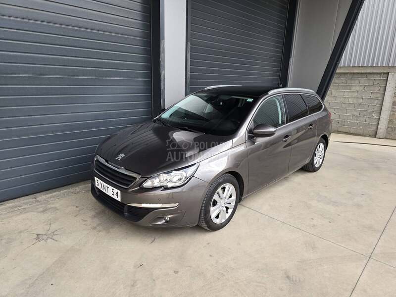 Peugeot 308 1.6 HDI PANO