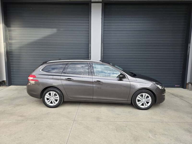 Peugeot 308 1.6 HDI PANO