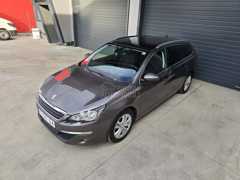 Peugeot 308 1.6 HDI PANO