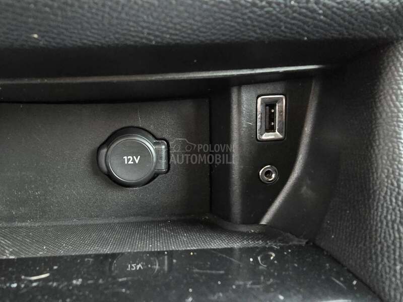 Peugeot 308 1.6 HDI PANO