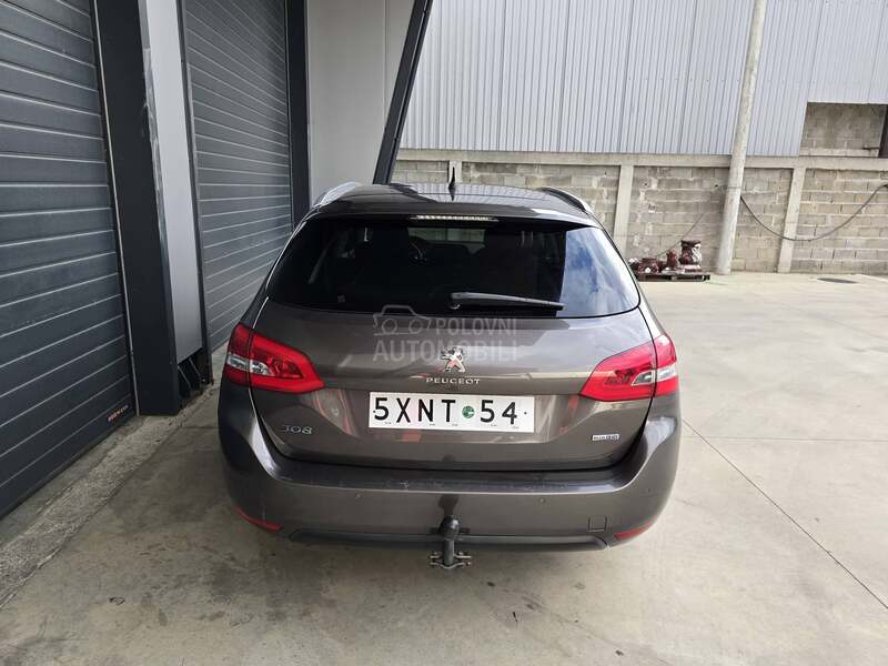 Peugeot 308 1.6 HDI PANO