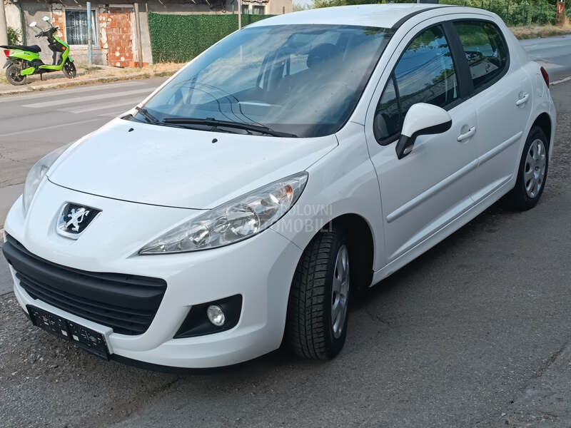 Peugeot 207 1.4 hdi restajling