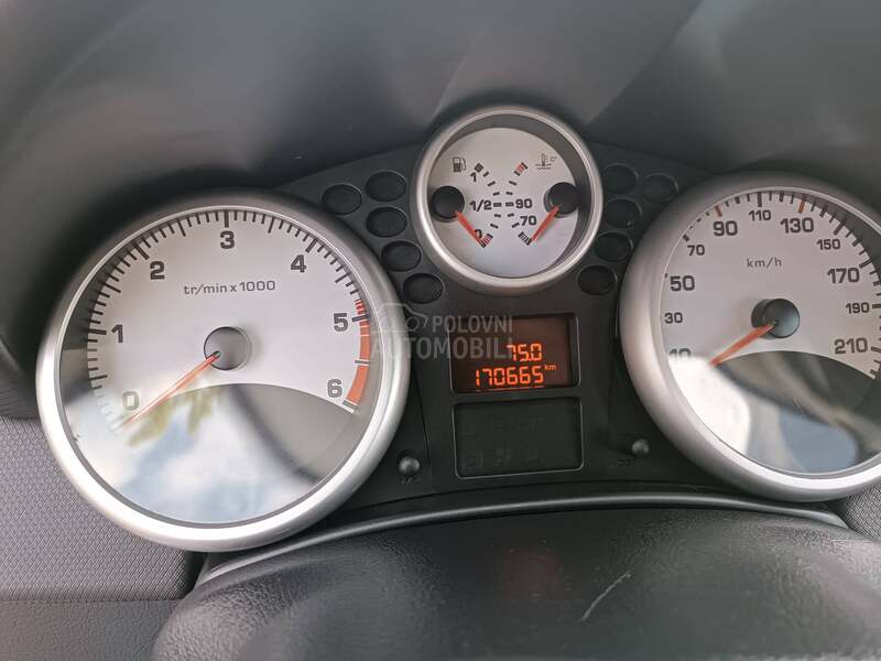 Peugeot 207 1.4 hdi restajling