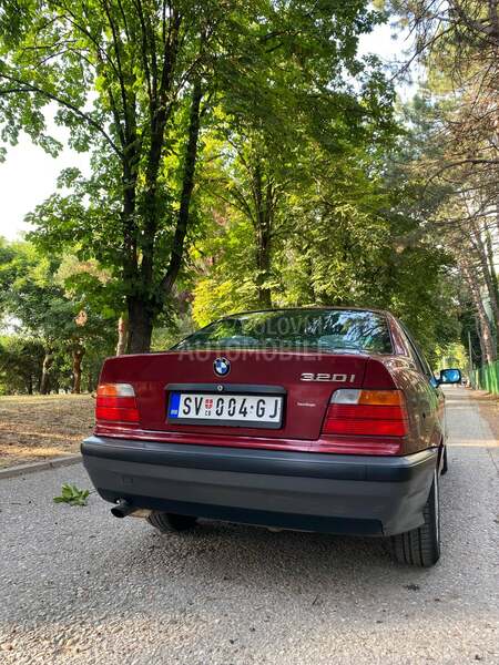 BMW 320 i
