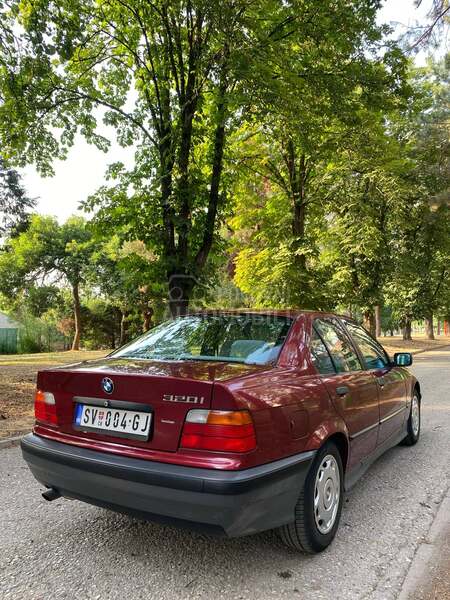 BMW 320 i
