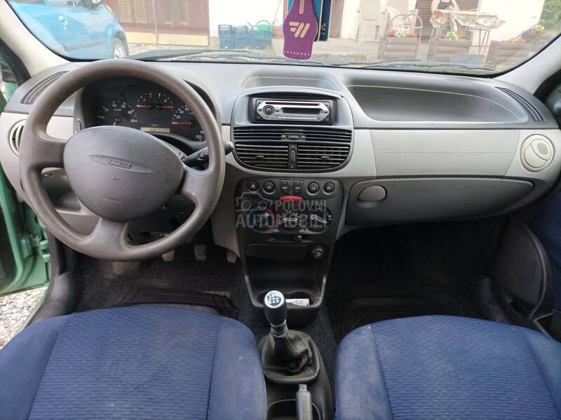 Fiat Punto 1.2 8v