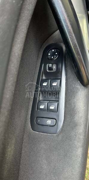 Peugeot 308 1.6 BlueHDi Restyle