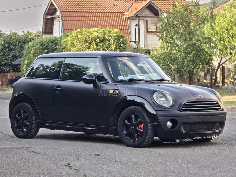 MINI One 