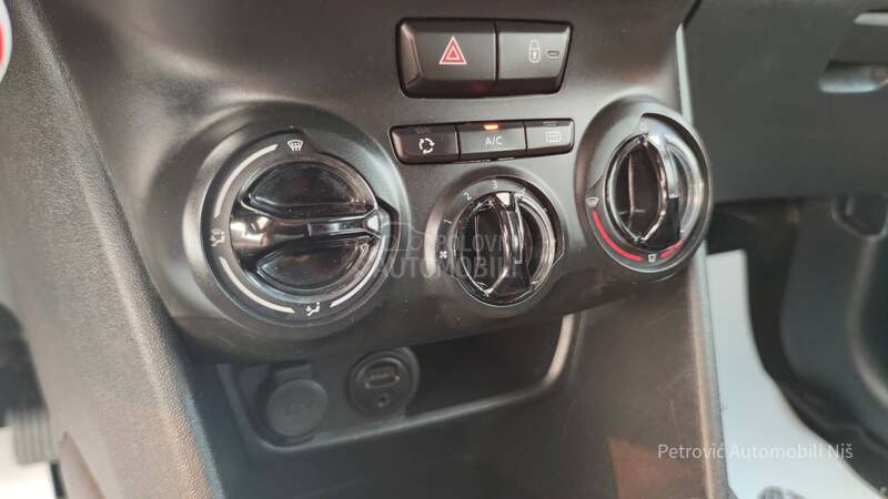 Peugeot 208 1.4 E-HDi /STYLE/NOV