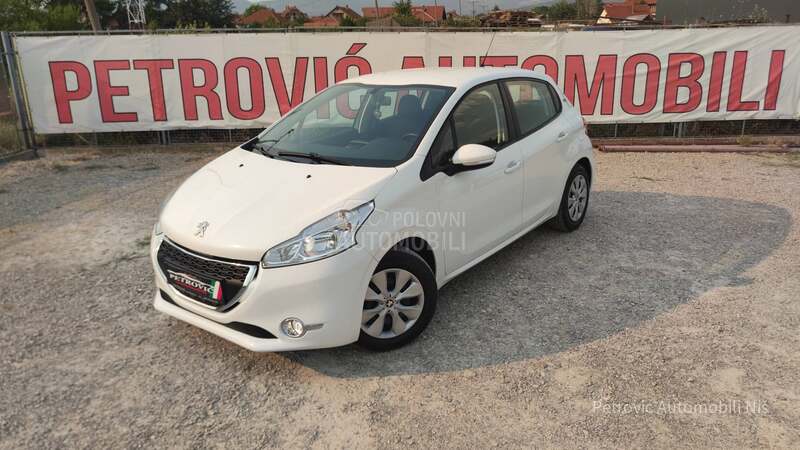 Peugeot 208 1.4 E-HDi /STYLE/NOV