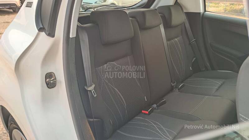 Peugeot 208 1.4 E-HDi /STYLE/NOV