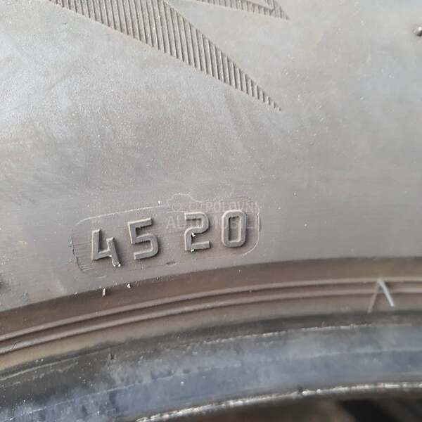 Bridgestone 235/55 R18 Zimska