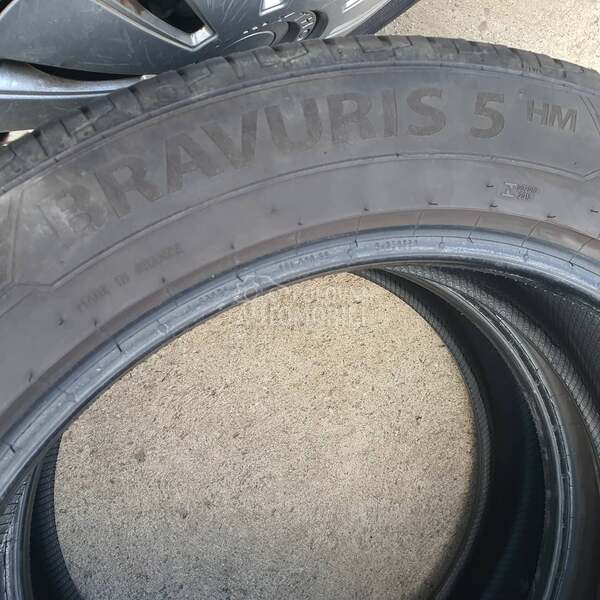 Barum 225/55 R19 Letnja