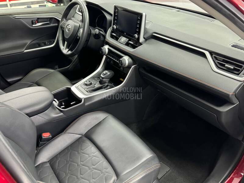Toyota RAV 4 ADVENTURE 4x4
