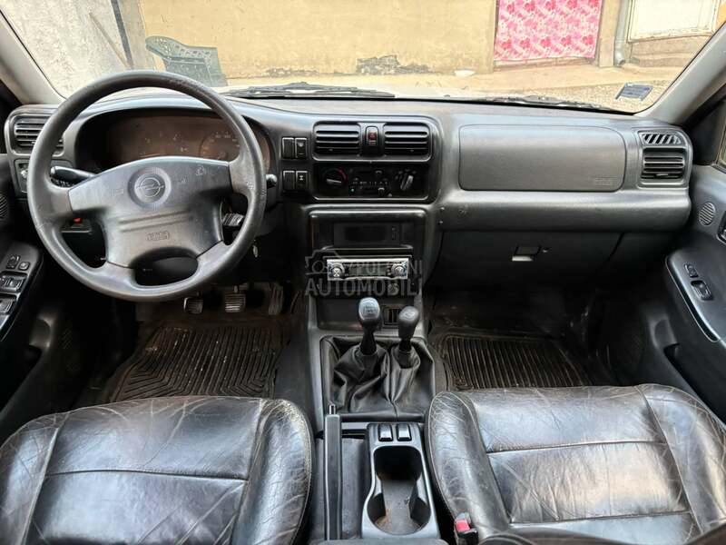 Opel Frontera 2.2 dti