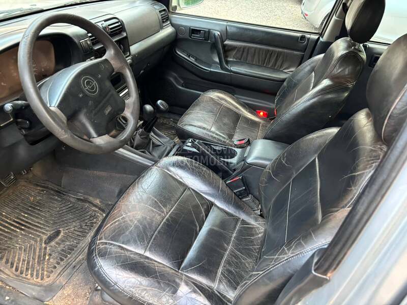 Opel Frontera 2.2 dti