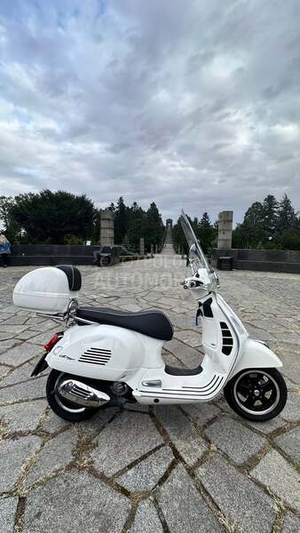 Vespa GTS 300 HPE