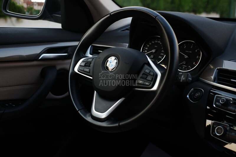 BMW X1 2.0d X-drive X Line
