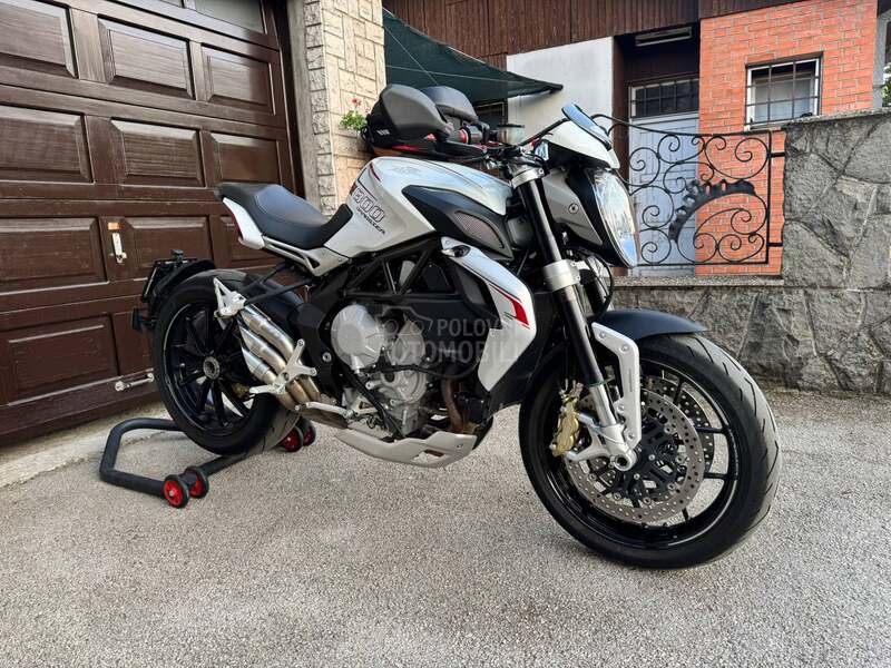 MV Agusta Brutale 800 DRAGSTER