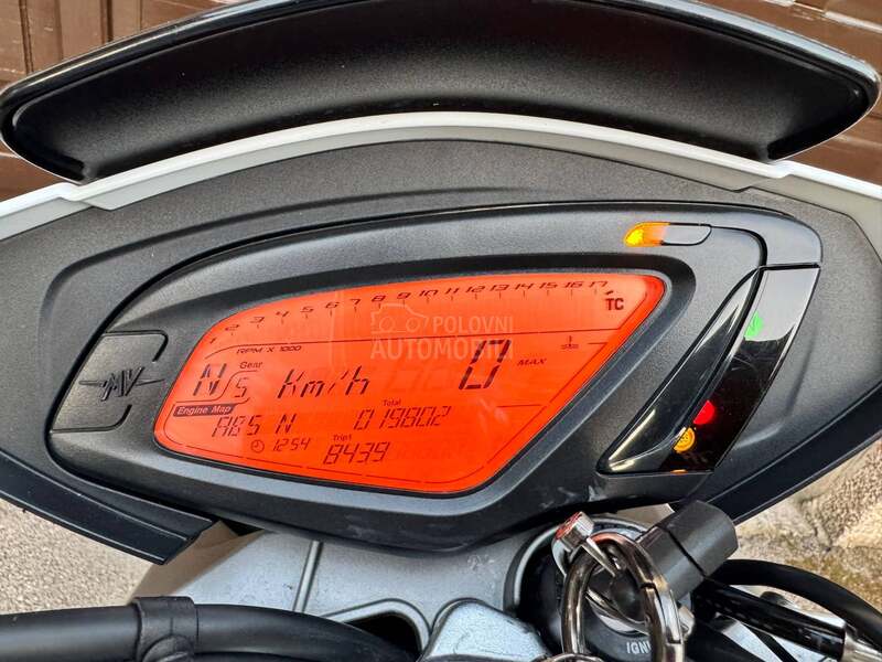 MV Agusta Brutale 800 DRAGSTER