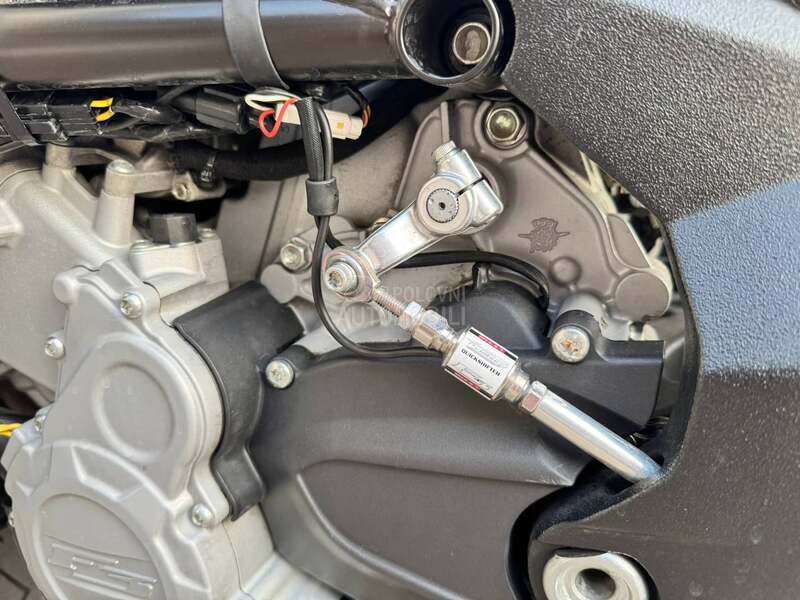 MV Agusta Brutale 800 DRAGSTER