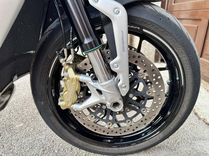 MV Agusta Brutale 800 DRAGSTER