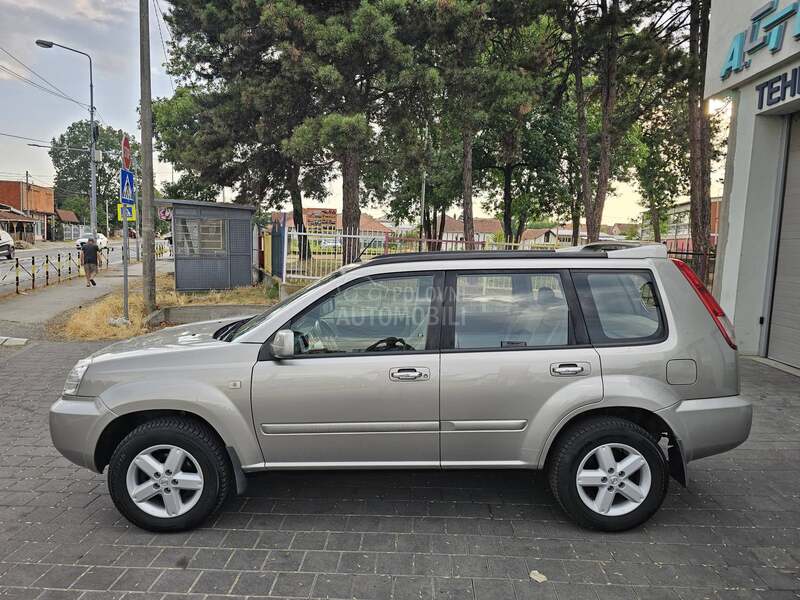 Nissan X-Trail 2.2 D 4x4