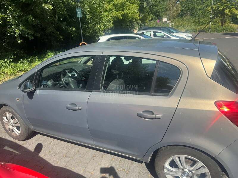 Opel Corsa D u dolaskuNEMAČKA1.2